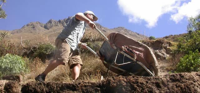 Photo of Adventure Life Traveler Rebuilding Houses in Peru Photo of Adventure Life Traveler Rebuilding Houses in Peru