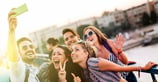 11 Best Credit Cards for Young Travelers ([updated_month_year])