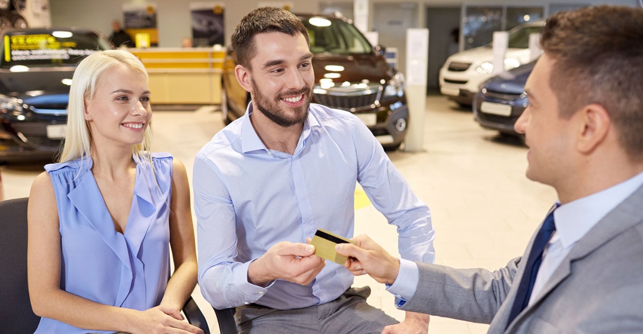 do car dealerships accept credit cards