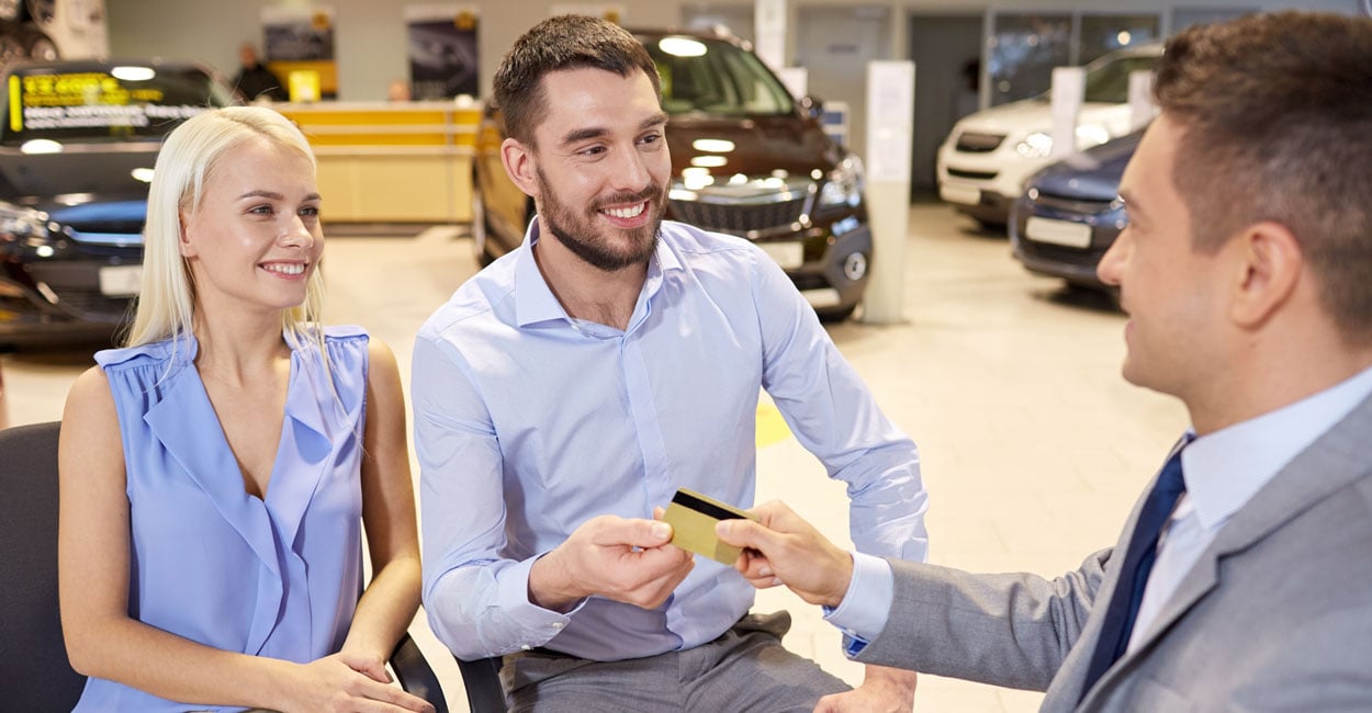 do car dealerships take credit cards