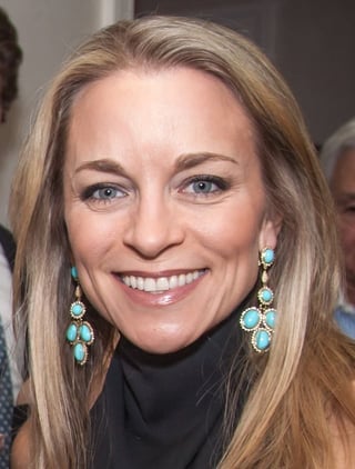 Photo of Wise Loan Marketing Director Elizabeth Showers Photo of Wise Loan Marketing Director Elizabeth Showers