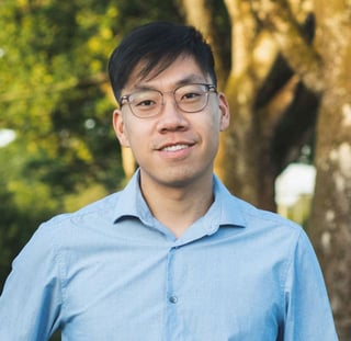 Photo of Jonathan Lee, Senior Content Editor with creditcardGenius