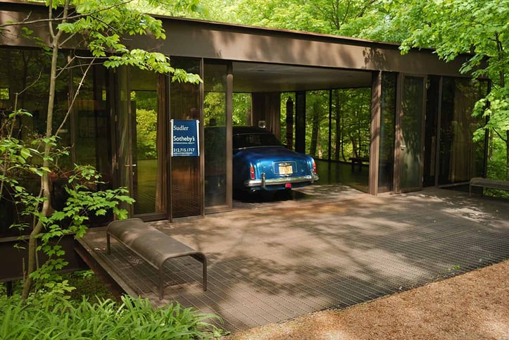 photo of Cameron Frye's modernist home in âFerris Bueller's Day Offâ
