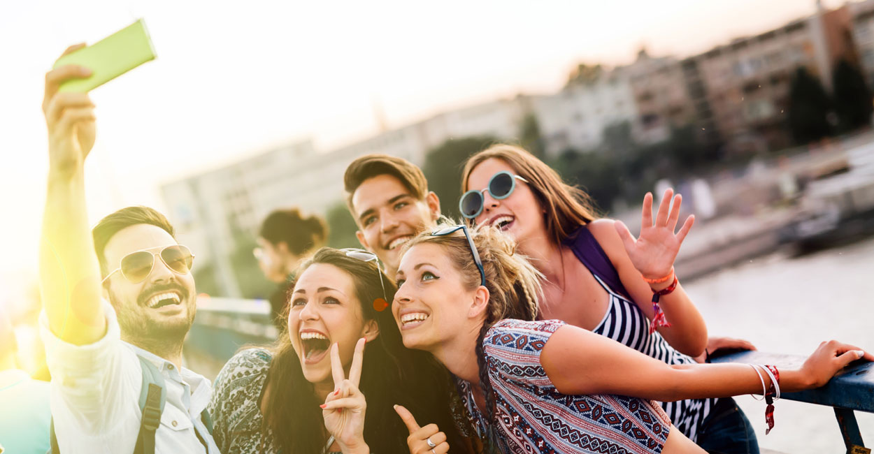 11 Best Credit Cards for Young Travelers (Jan. 2026), image size:1250x650