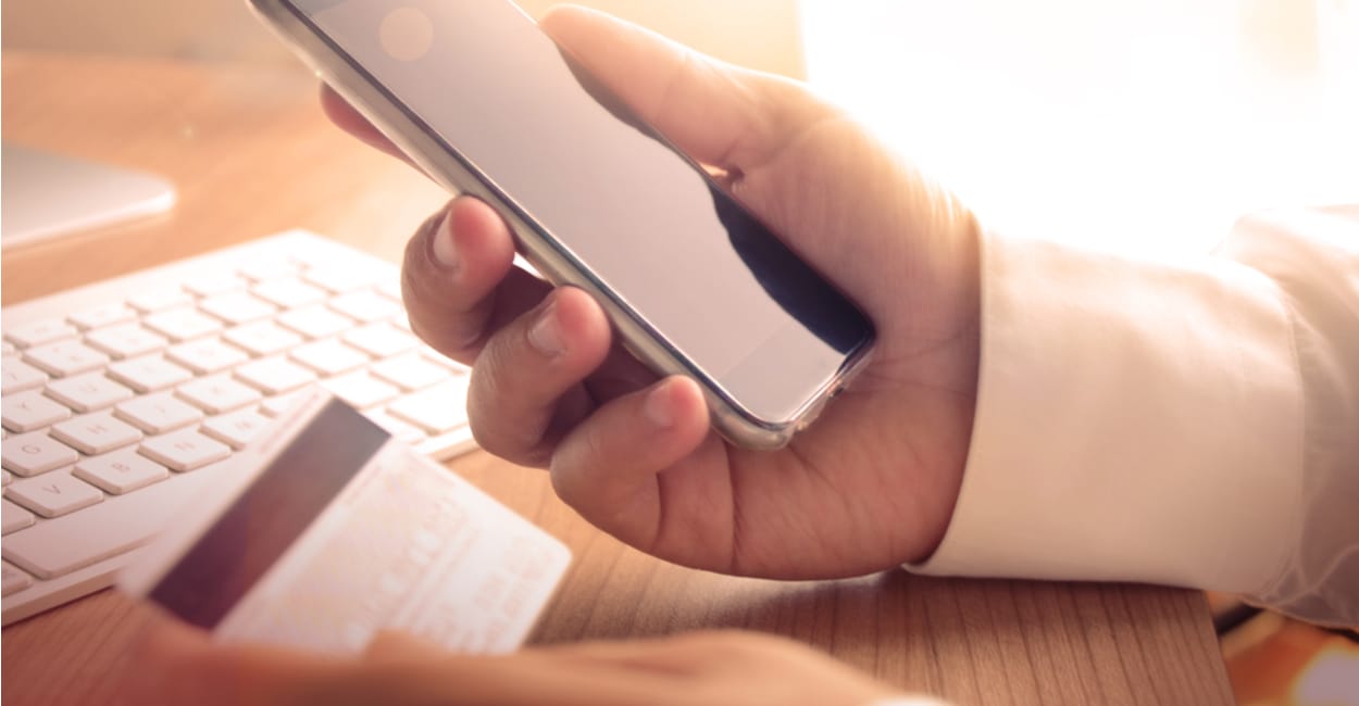 8 Best Prepaid Cards With Mobile Apps (March 2025)